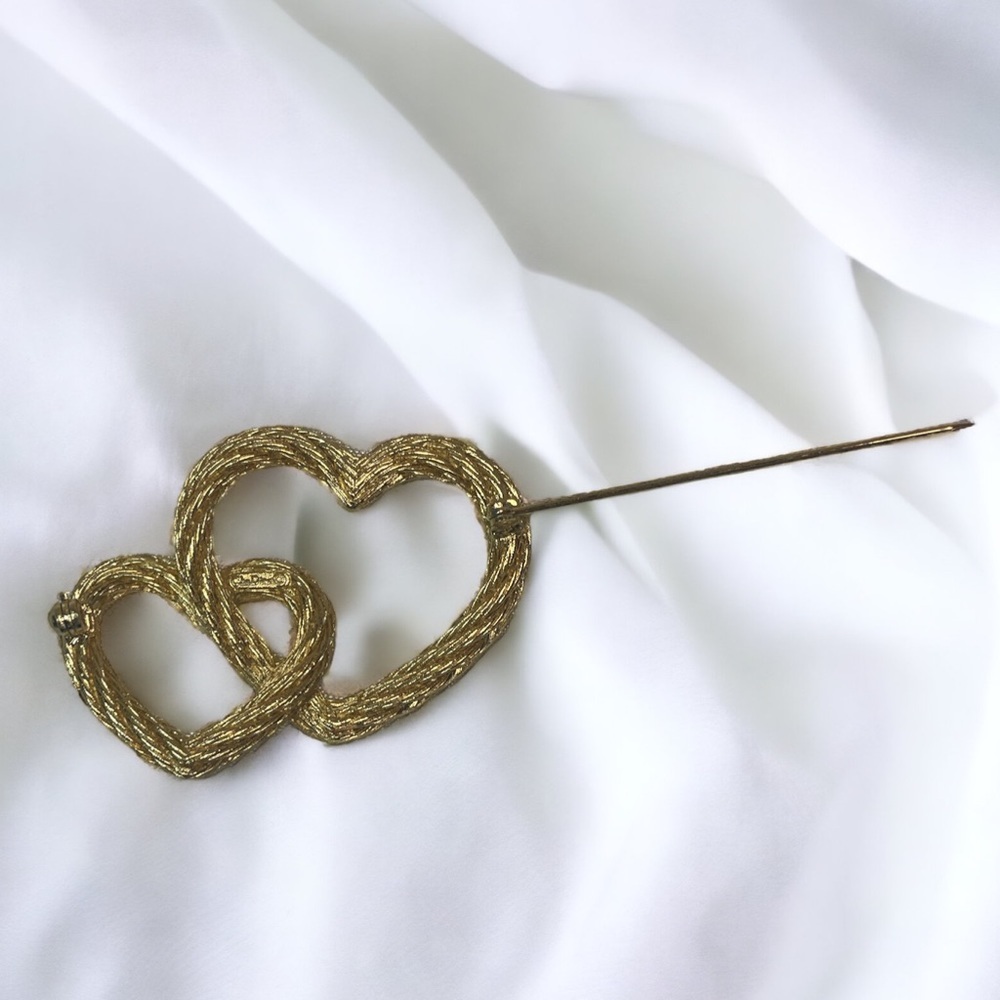 Vintage DIOR Double Heart Brooch Pin - Picture 4 of 4